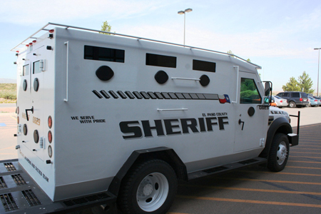 SWAT Armored Vehicle 10.9.08 016